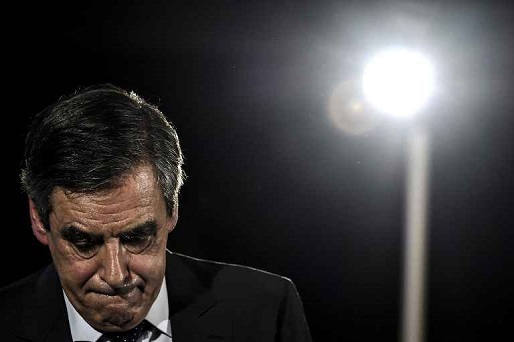 https://www.alainavello.fr/wp-content/uploads/2017/01/fillon-2016.jpg